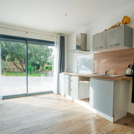 Апартаменты Le Prestige Yourhosthelper Ним