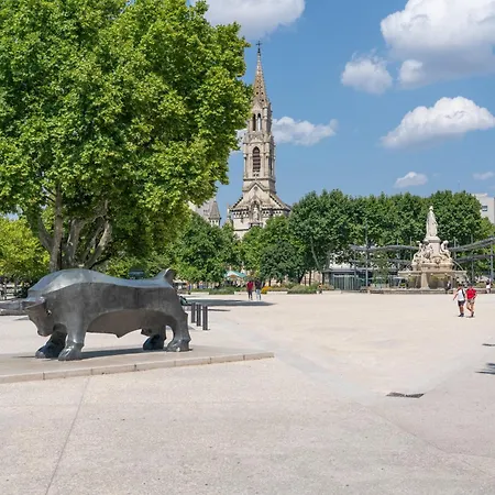 Le Prestige Yourhosthelper Apartment