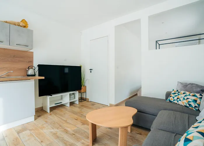 Le Prestige Yourhosthelper * Nîmes